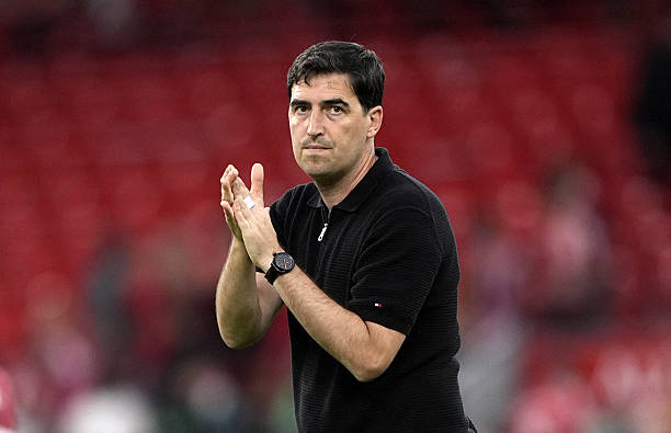 Iraola nói rõ vấn đề của Liverpool sau loạt trận giao hữu
