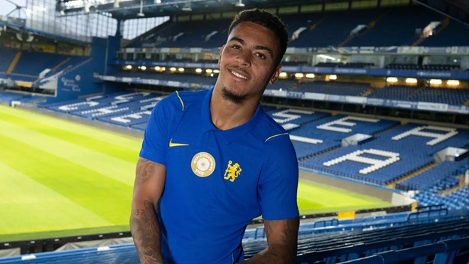 Morgan Rogers tự tin đá cặp cùng Cole Palmer tại Chelsea