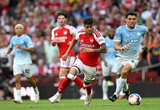 Tuyến giữa của Man City cần một c&aacute;ch chơi mới khi kh&ocirc;ng c&oacute; Rodri. Ảnh: Getty.