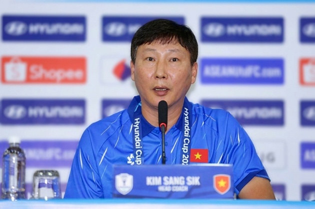 &Ocirc;ng Kim Sang-sik c&oacute; thể thay đổi đ&ocirc;i ch&uacute;t về đội h&igrave;nh của tuyển Việt Nam. Ảnh: VFF