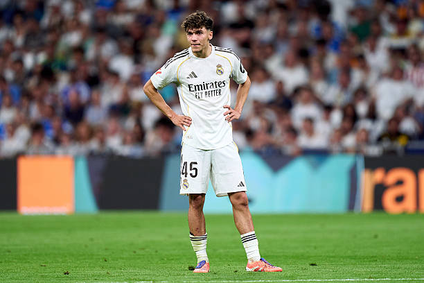 Mourinho c&oacute; l&yacute; do để trao cơ hội cho Pitarch. Ảnh: Getty Images. 
