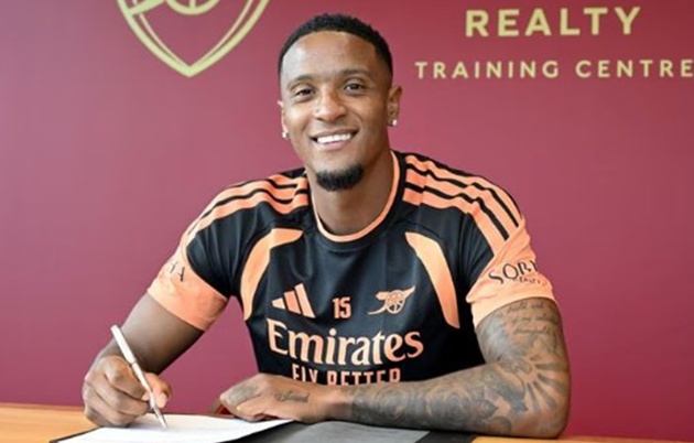 Tin bóng đá - Arsenal sở hữu hậu vệ chuyền bóng chính xác nhất Ngoại hạng Anh