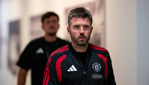 Carrick c&oacute; những t&iacute;nh to&aacute;n nh&acirc;n sự ri&ecirc;ng trong bối cảnh h&agrave;ng thủ đang kh&ocirc;ng sung sức. Ảnh: Getty Images