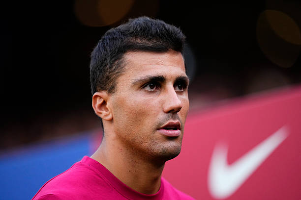 Rodri hoàn tất buổi tập đầu tiên cùng Barcelona