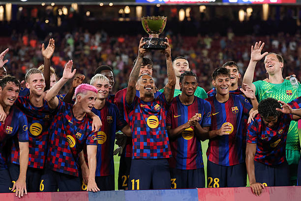 Soi trận Elche vs Barca: Sức mạnh của nhà đương kim vô địch