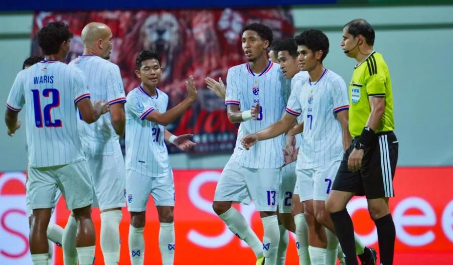 Th&aacute;i Lan ở kỳ ASEAN Cup năm nay l&agrave; một tập thể trẻ trung. Ảnh: FAT.