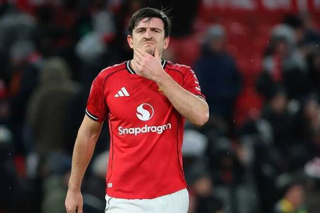 Lý do Harry Maguire không lên xe bus Man Utd sau trận thua Hull City
