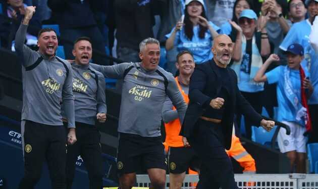 Man City bắt đầu qu&aacute; tr&igrave;nh chuyển giao c&ugrave;ng Maresca. (Ảnh: The Sun)