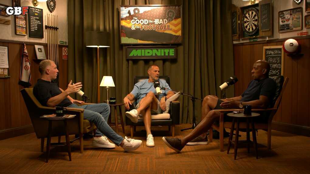 Paul Scholes: `Fernandes tốt nhất nên im miệng`