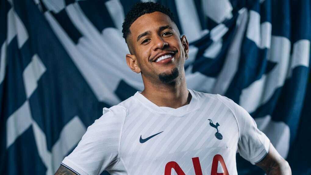 Tottenham mua `hàng thừa` Man City giá 116 triệu USD