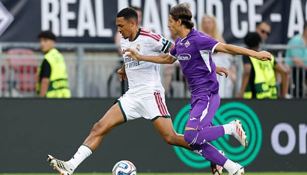 Alexander-Arnold hứa hẹn sẽ c&oacute; bộ mặt đầy th&uacute; vị dưới b&agrave;n tay HLV Jose Mourinho. (Ảnh: Getty Images)