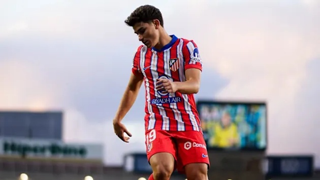 Tiền đạo Argentina kh&oacute; rời Atletico. (Ảnh: Sports.yahoo)