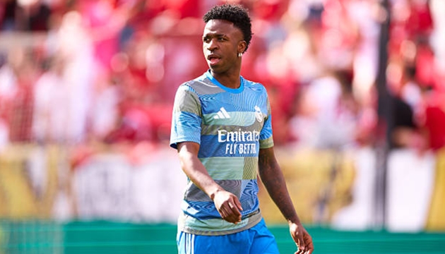 Real Madrid chốt lương khủng giữ chân Vinicius