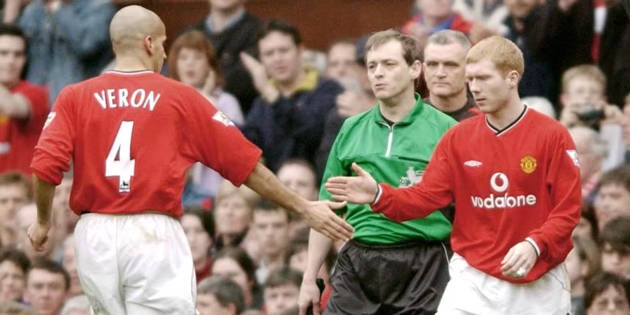 Paul Scholes chọn bom xịt Veron là đồng đội tài năng nhất