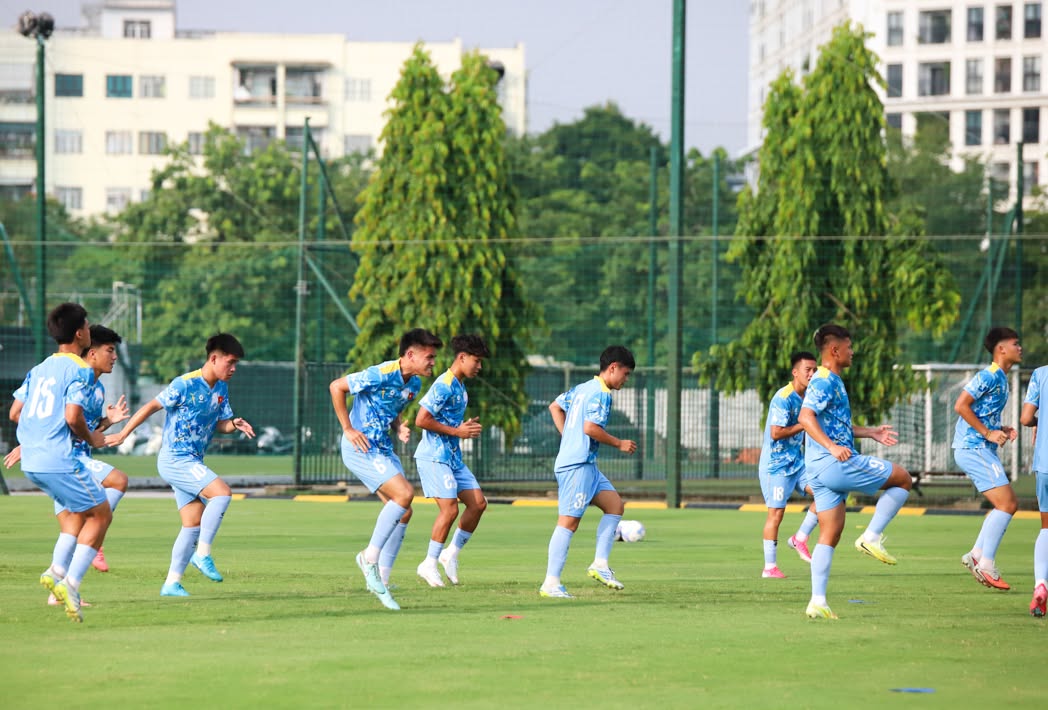 Tuyển Việt Nam hướng đến mục ti&ecirc;u gi&agrave;nh 3 điểm trước Campuchia. Ảnh: VFF.