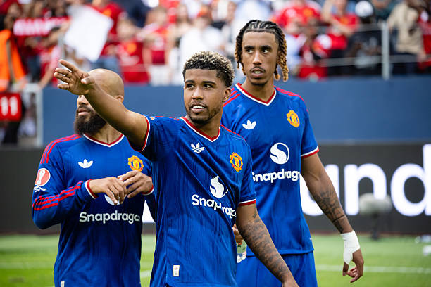 Manchester United chỉ đem về những cầu thủ vừa tầm gi&aacute;. Ảnh: Getty Images