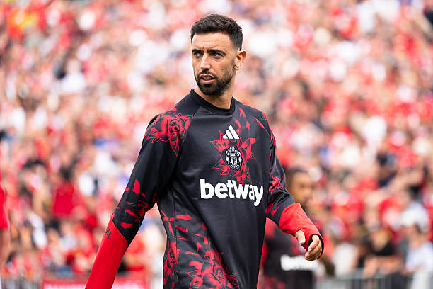 Tin bóng đá - MU dừng kế hoạch chiêu mộ người dự phòng cho Bruno Fernandes
