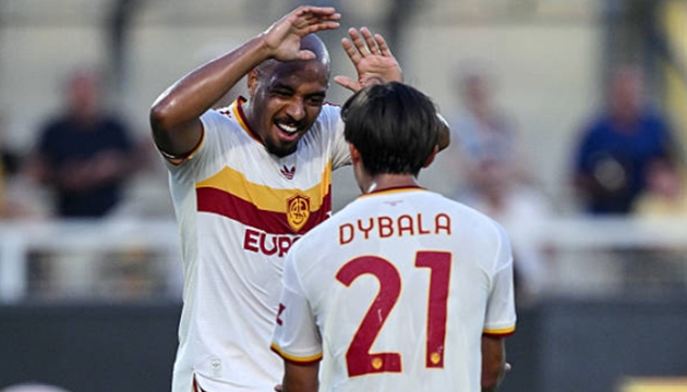 Malen lập cú đúp, Roma nhấn chìm Lecce 4-0