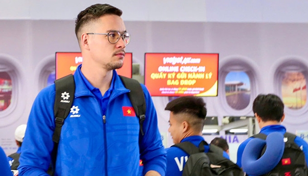 HLV Kim Sang-sik chọn Nguyễn Filip hay Lê Giang Patrik?
