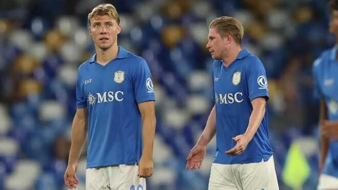 Hojlund gần như biến mất trước Arsenal. Ảnh: calcionapoli24.