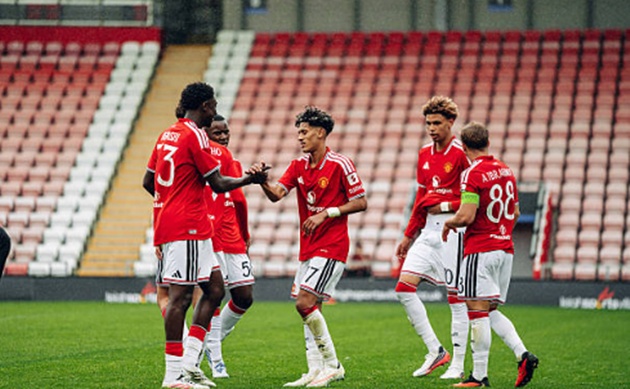 JJ Gabriel bắt đầu thiếu ki&ecirc;n nhẫn ở Man Utd. (Ảnh: Zohaib Alam/Manchester United via Getty Images)