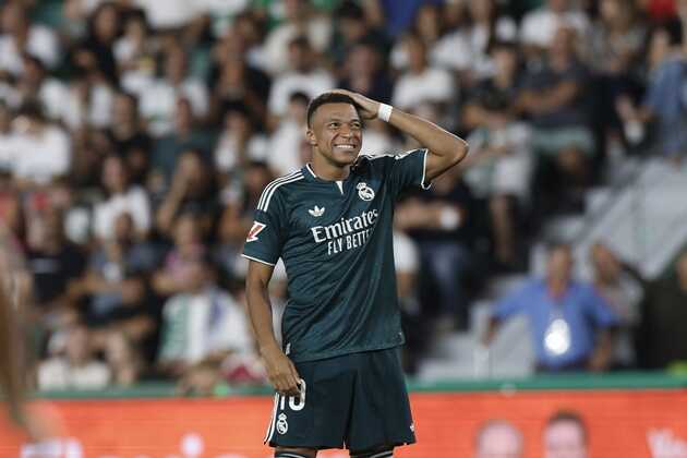6 dấu ấn Elche 2-3 Real Madrid: Mbappe cứu rỗi; Thất vọng Vinicius