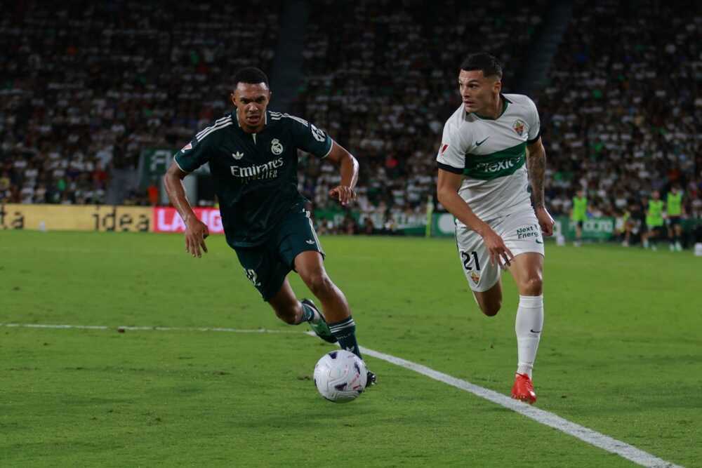 Trent Alexander-Arnold: 6.6 điểm. Trải qua một ng&agrave;y l&agrave;m việc kh&ocirc;ng đơn giản trước những nỗ lực tấn c&ocirc;ng của c&aacute;c cầu thủ Elche. 