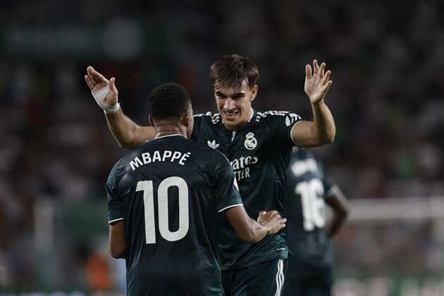 Espi sắm vai người hùng, Real Madrid vượt ải Elche phút bù giờ