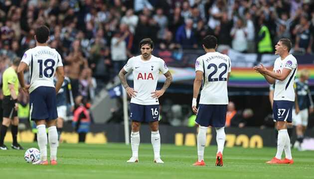 Tottenham cho thấy t&iacute;n hiệu t&iacute;ch cực sau trận thua Liverpool. (Ảnh: EPA Images)