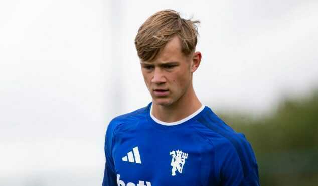 Thwaites đang thăng tiến vượt bậc tại Man Utd. Ảnh: Ash Donelon/Manchester United via Getty Images.