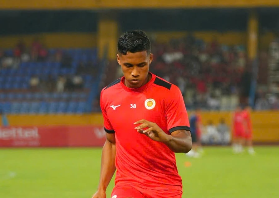 Adou Minh l&agrave; nh&acirc;n tố đ&aacute;ng chờ đợi ở h&agrave;ng thủ. Ảnh: C&ocirc;ng an H&agrave; Nội FC.