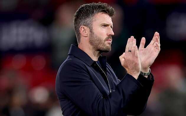 Carrick bảo vệ Leny Yoro sau thảm họa phòng ngự