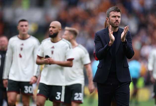 Sa thải Michael Carrick không thể cứu vãn Man United