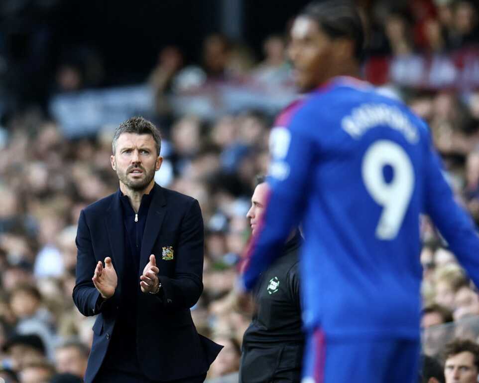 Carrick bác bỏ quan điểm của Cunha