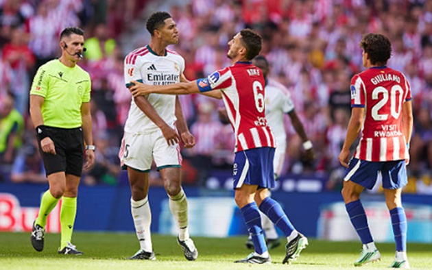 Jude Bellingham văng tục với sao Atletico Madrid