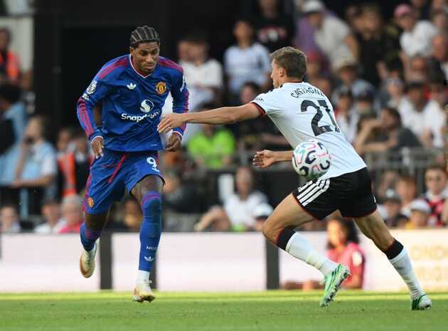 Rashford làm đứt gãy hệ thống của Man Utd