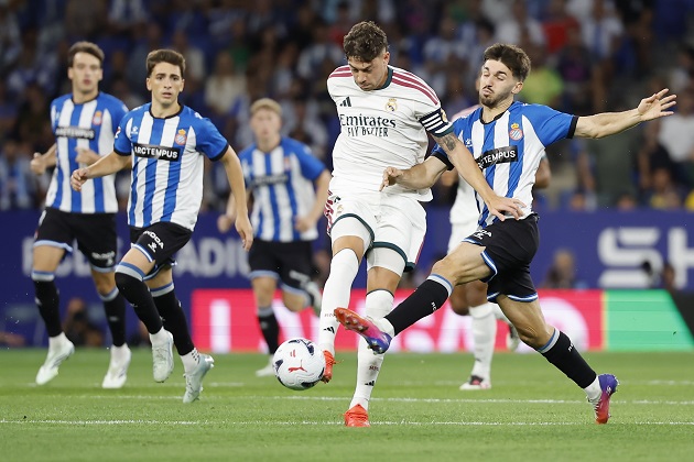 Vắng Valverde đẩy Real Madrid chìm sâu vào áp lực