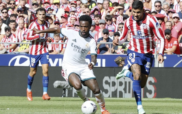 Trận derby Madrid được cho c&oacute; sự xuất hiện của Enrique Riquelme. Ảnh: EPA.