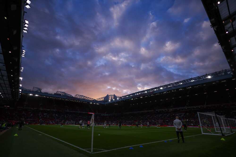 Man Utd rất kh&oacute; t&igrave;m lại &aacute;nh h&agrave;o quang xưa với t&igrave;nh h&igrave;nh t&agrave;i ch&iacute;nh hiện tại. Ảnh: EPA/Adam Vaughan.