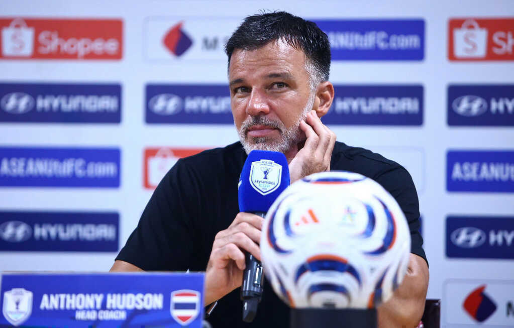 HLV Thái Lan mong từng ngày tái đấu tuyển Việt Nam ở FIFA ASEAN Cup