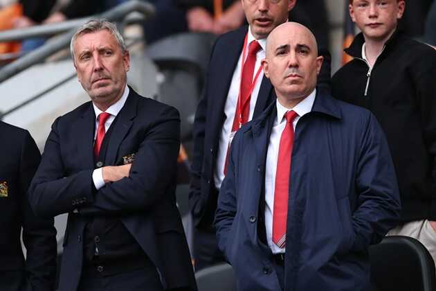 Thảm họa của Man City mở ra hy vọng lịch sử cho MU