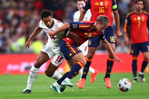 Thành tích 11-1 biến Olmo thành khắc tinh Bellingham