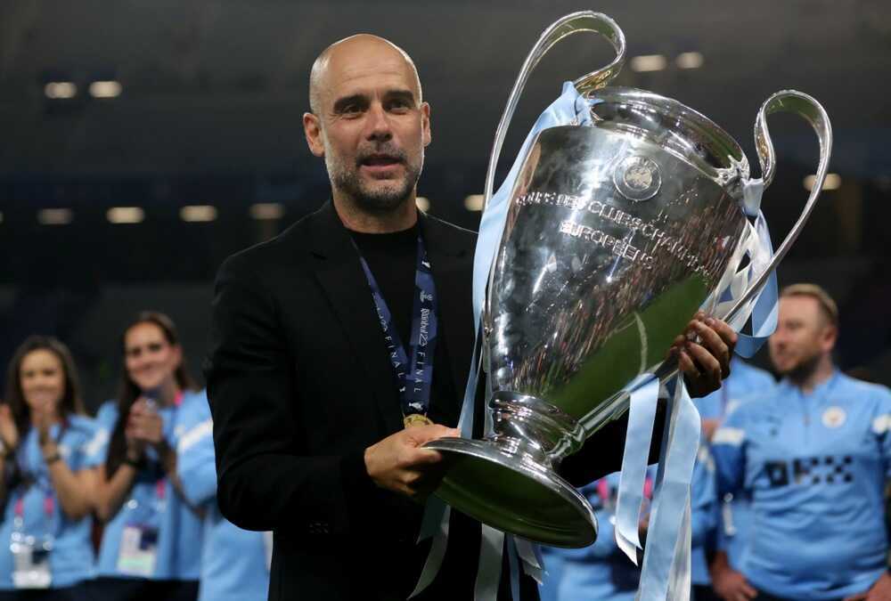 Pep đ&atilde; mang về chiếc c&uacute;p C1 lịch sử cho Man City. Ảnh: EPA.