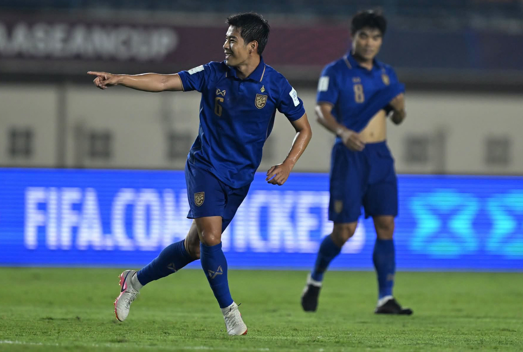 HLV Thái Lan tiết lộ chiêu đánh bại tuyển Việt Nam ở FIFA ASEAN Cup