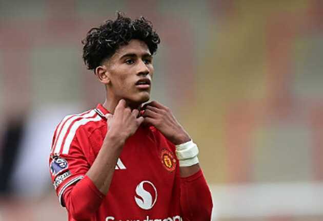 JJ Gabriel ~quay xe~ mở lại Instagram giữa sóng gió rời Man Utd