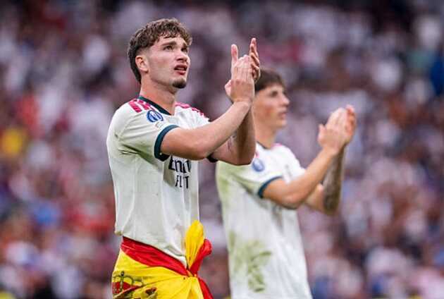 Tiền vệ Real Madrid bị gạch tên vì cãi HLV