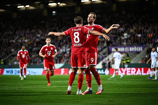 Cú đúp của Kane giúp Bayern ngược dòng đè bẹp Osnabruck
