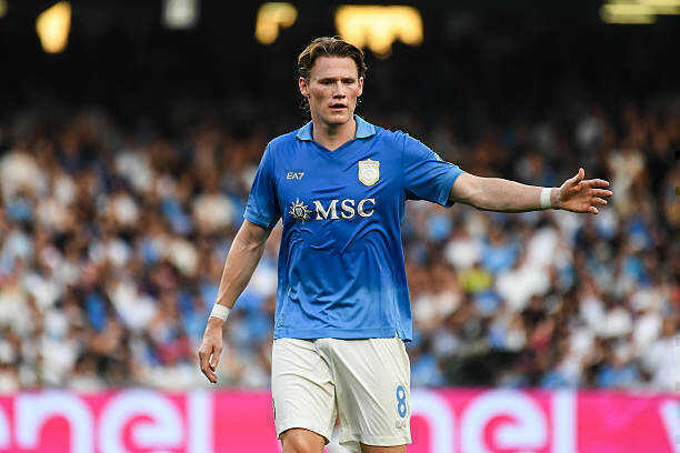 Bác sĩ cảnh báo McTominay phải nghỉ 2 tháng sau ca mổ tim