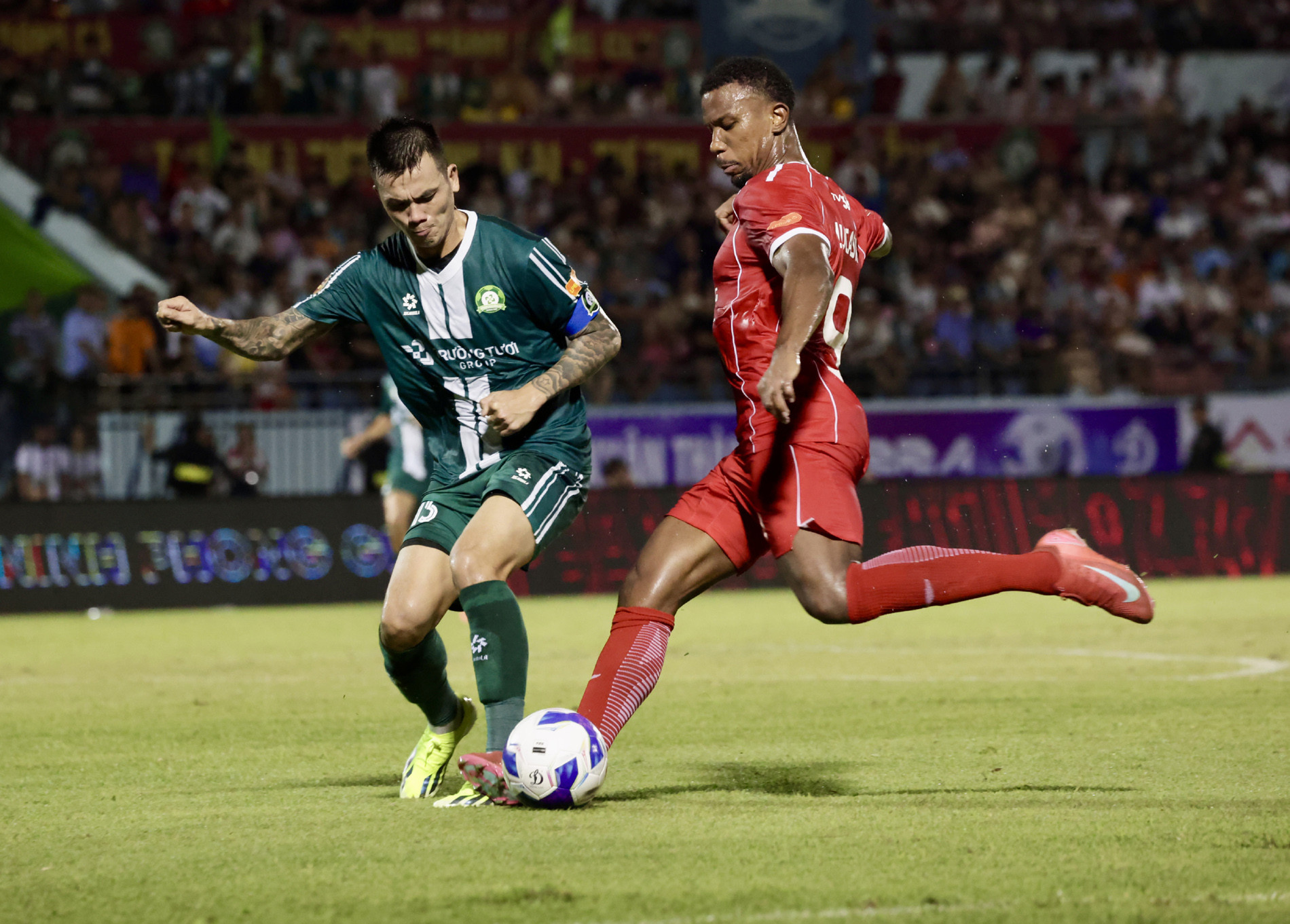 Công Phượng dự bị, Đồng Nai thua Thể Công Viettel trận ra quân V-League