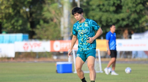Công Phượng tái xuất V-League, Đồng Nai vẫn trắng tay trước Thể Công Viettel